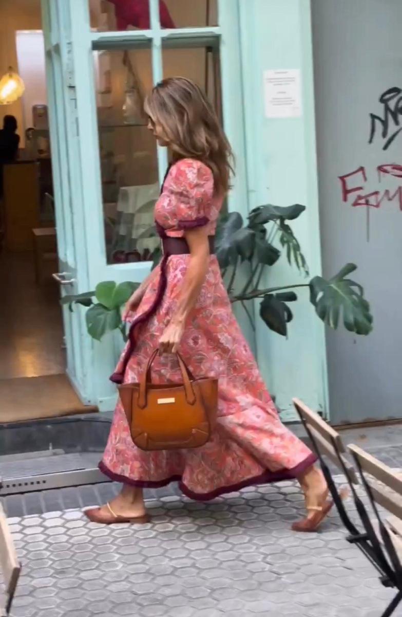 Quinn™ | Robe Maxi Rose Élegante à Manches Courtes