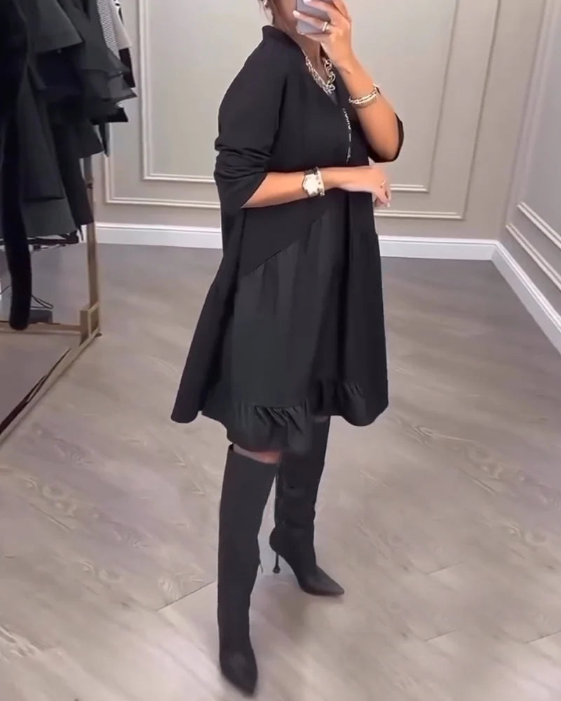 Zenfira™ | Robe Élégante à Décolleté en V et Esprit Artistique