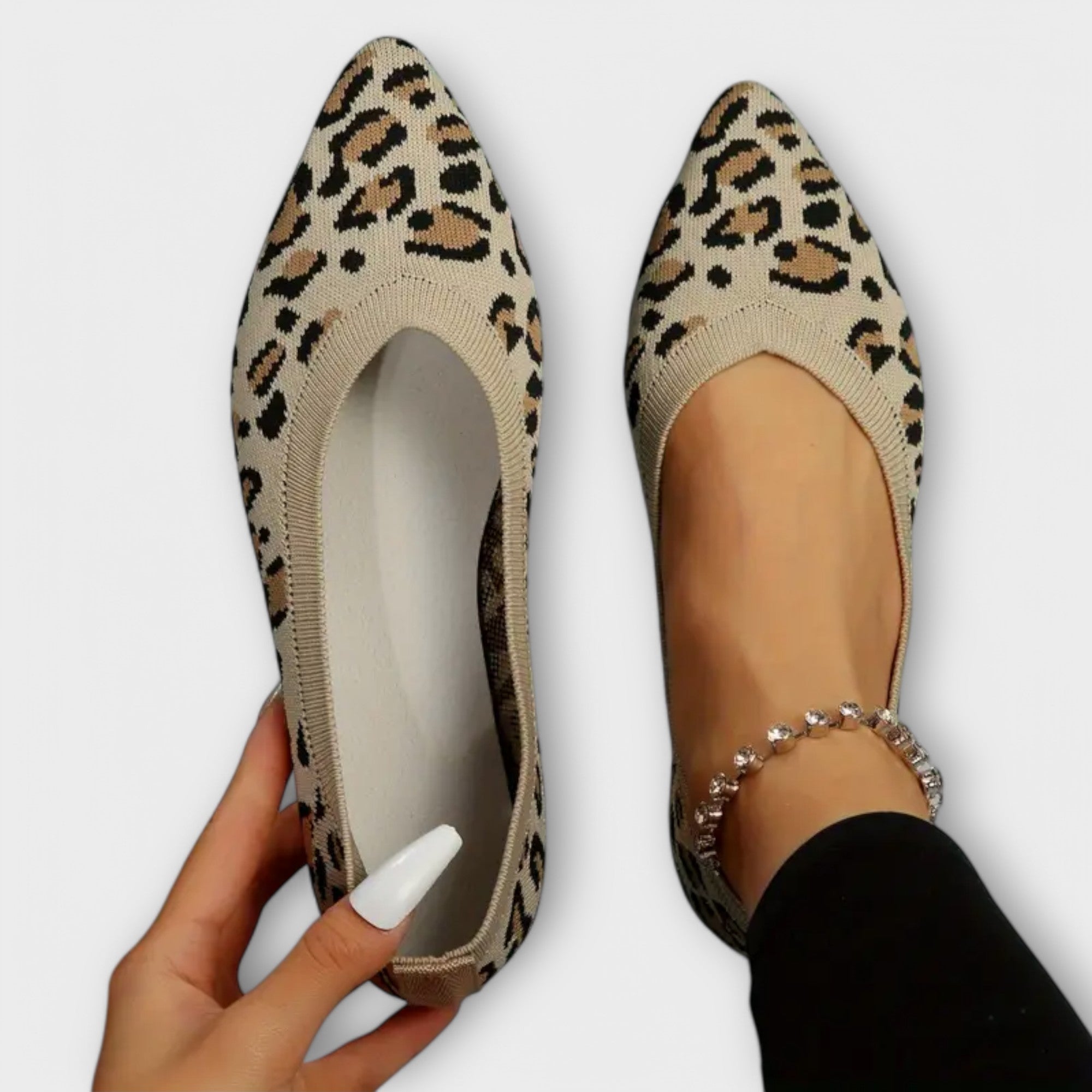 Ballerines en dentelle à motif léopard